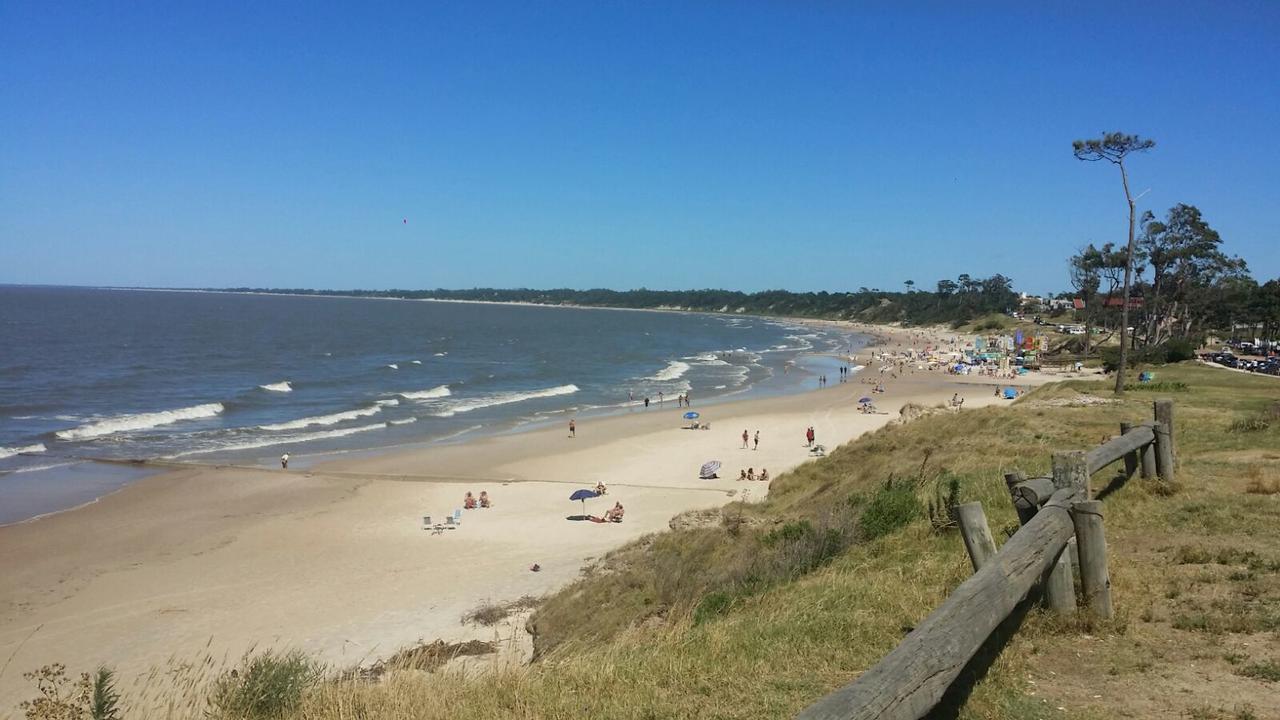 La Quimera A Pasos De La Playa Atlántida Kültér fotó